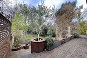 Photo 5- click for photo gallery